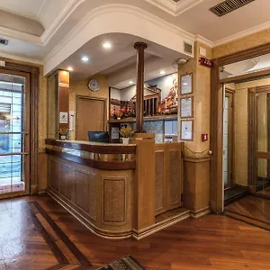 Hotel Pomezia, Rome